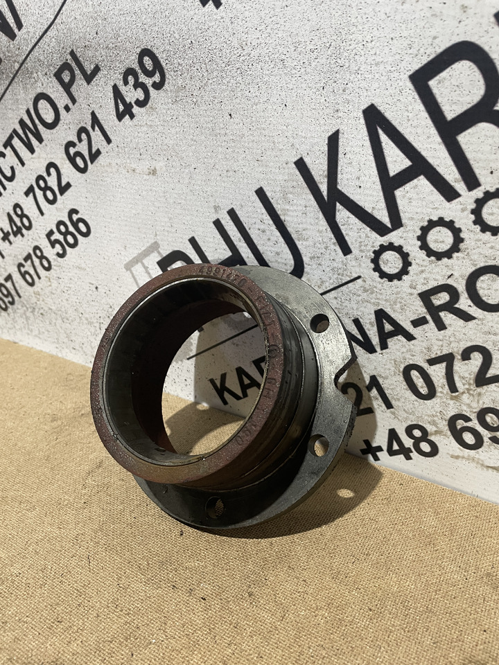 Fiat Ford New Holland - wspornik dyferencjału support 4991470 - Дифференциал для Сельскохозяйственной техники: фото 2 Fiat Ford New Holland - wspornik dyferencjału support 4991470 - Дифференциал для Сельскохозяйственной техники: фото 2