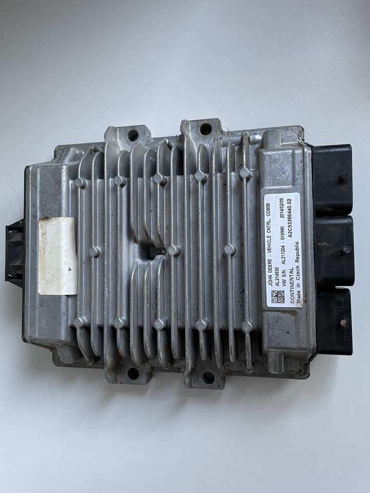 John Deere 6M - komputer moduł Vehicle Cntrl AL214930 - Электрическая система для Сельскохозяйственной техники: фото 1 John Deere 6M - komputer moduł Vehicle Cntrl AL214930 - Электрическая система для Сельскохозяйственной техники: фото 1