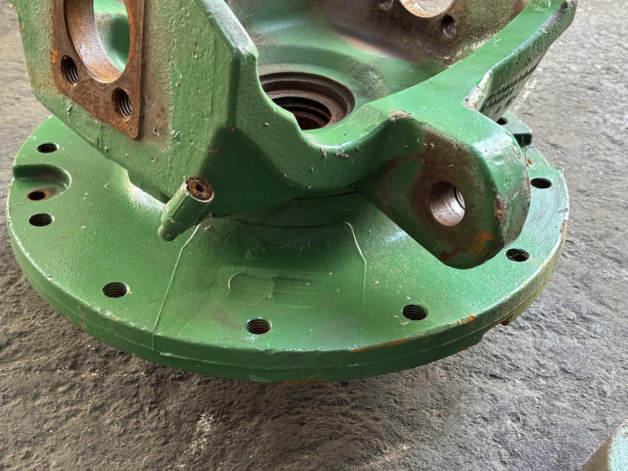 John Deere 7RXXX 7R330 7R 330 Zwrotnica Przegub Piasta R301661 RE592905 R135866 - Поворотный кулак для Сельскохозяйственной техники: фото 3 John Deere 7RXXX 7R330 7R 330 Zwrotnica Przegub Piasta R301661 RE592905 R135866 - Поворотный кулак для Сельскохозяйственной техники: фото 3