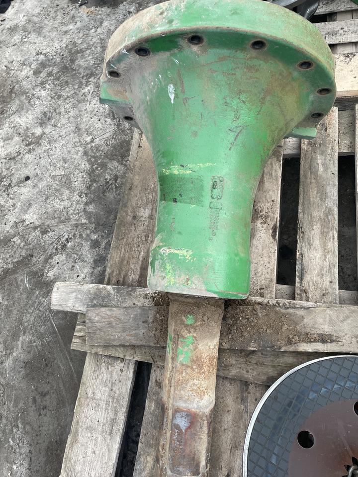 John Deere 8210 8310 8410 8230 8330 8430 - zwolnica - obudowa R156486 R108842 - Бортовой редуктор для Сельскохозяйственной техники: фото 1 John Deere 8210 8310 8410 8230 8330 8430 - zwolnica - obudowa R156486 R108842 - Бортовой редуктор для Сельскохозяйственной техники: фото 1