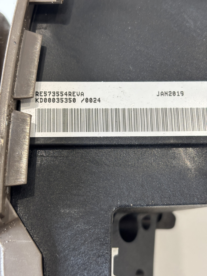 John Deere seria 6000 7000 8000 R - joystick 5-funkcyjny CommandARM RE573554 - Рычаг переключения передач для Сельскохозяйственной техники: фото 4 John Deere seria 6000 7000 8000 R - joystick 5-funkcyjny CommandARM RE573554 - Рычаг переключения передач для Сельскохозяйственной техники: фото 4