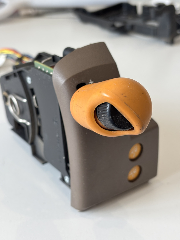 John Deere seria 6000 7000 8000 R - moduł przełącznik kontroler RE583254 RE564617 RE594598 - Электрическая система для Сельскохозяйственной техники: фото 2 John Deere seria 6000 7000 8000 R - moduł przełącznik kontroler RE583254 RE564617 RE594598 - Электрическая система для Сельскохозяйственной техники: фото 2