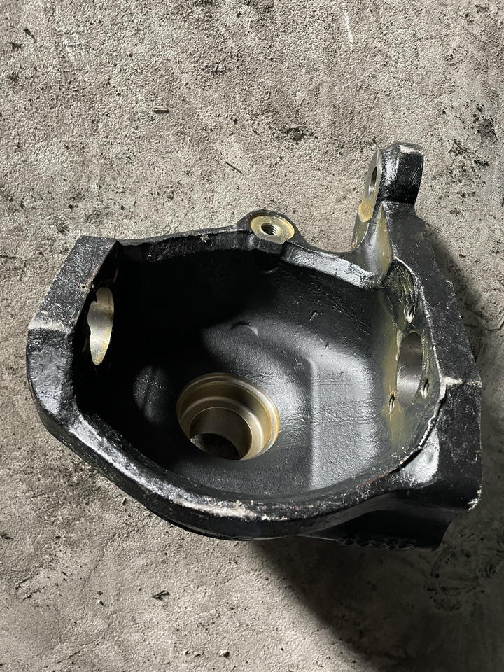 John Deere sieczkarnia 7200 7300 7400 7500 7700 7800 - zwrotnica ER145011 12863 - Поворотный кулак для Сельскохозяйственной техники: фото 4 John Deere sieczkarnia 7200 7300 7400 7500 7700 7800 - zwrotnica ER145011 12863 - Поворотный кулак для Сельскохозяйственной техники: фото 4