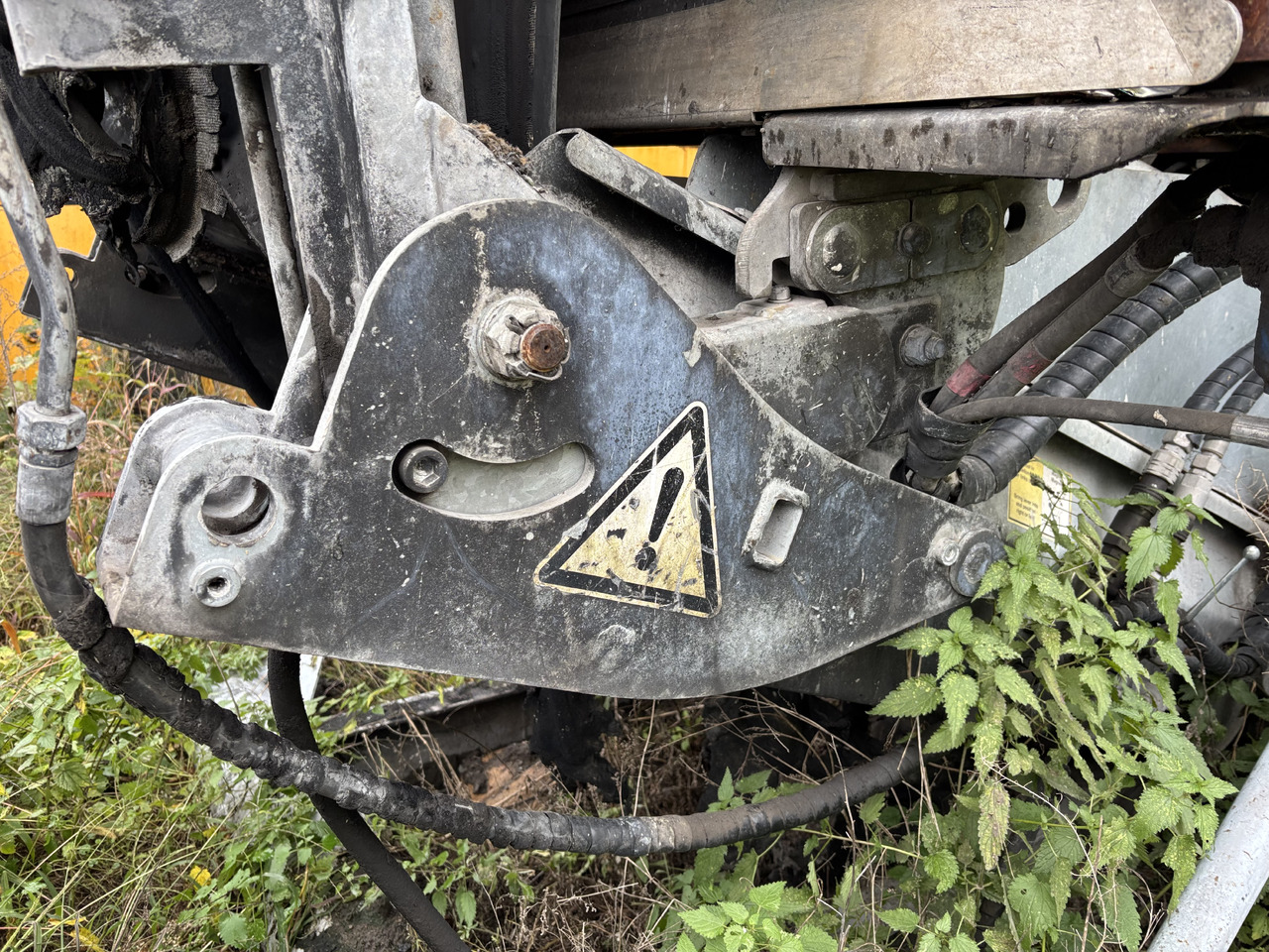 LINDNER Urraco 75 D U75D U-75-D Obudowa Niszczarki Rozdrabniaczy Bębnów Koryto Wanna - Дробилка: фото 4 LINDNER Urraco 75 D U75D U-75-D Obudowa Niszczarki Rozdrabniaczy Bębnów Koryto Wanna - Дробилка: фото 4