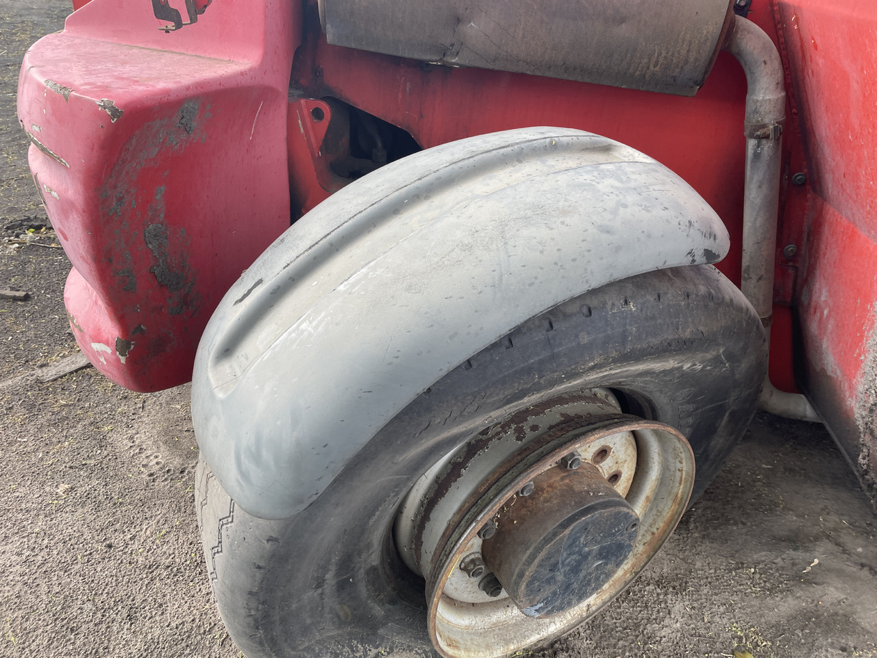 Manitou MHT 860 - części - błotniki drzwi kabina - Дверь и запчасти для Сельскохозяйственной техники: фото 5 Manitou MHT 860 - części - błotniki drzwi kabina - Дверь и запчасти для Сельскохозяйственной техники: фото 5
