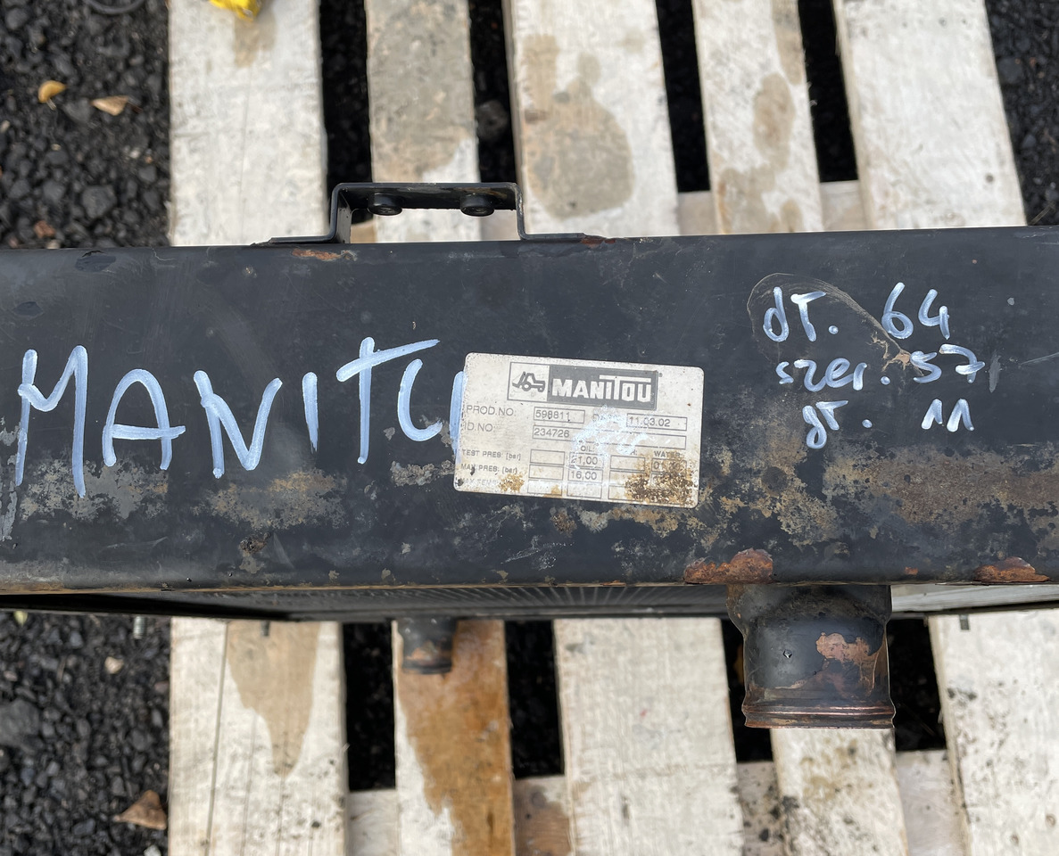 Manitou - chłodnica wody i oleju 234726 - Масляный радиатор для Строительной техники: фото 3 Manitou - chłodnica wody i oleju 234726 - Масляный радиатор для Строительной техники: фото 3