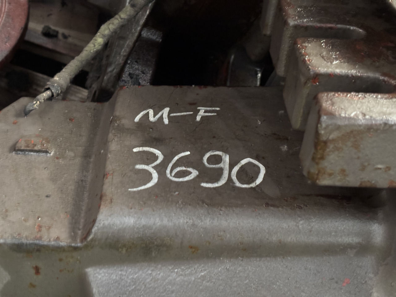 Massey Ferguson 3690 Obudowa Hamulca Tylnego Prawa 3616544M2 - Принадлежность тормозной системы для Сельскохозяйственной техники: фото 3 Massey Ferguson 3690 Obudowa Hamulca Tylnego Prawa 3616544M2 - Принадлежность тормозной системы для Сельскохозяйственной техники: фото 3