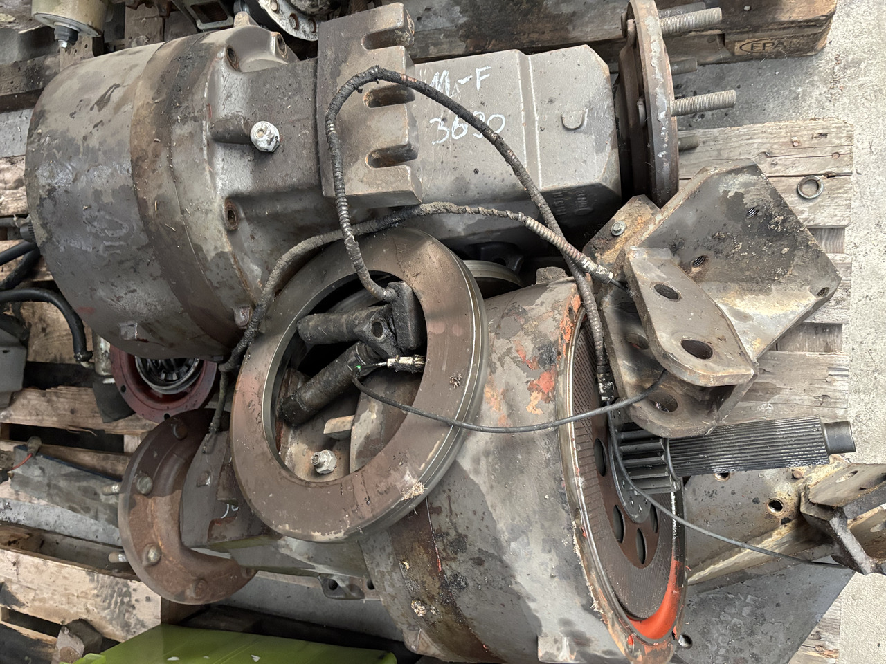 Massey Ferguson 3690 Obudowa Hamulca Tylnego Prawa 3616544M2 - Принадлежность тормозной системы для Сельскохозяйственной техники: фото 5 Massey Ferguson 3690 Obudowa Hamulca Tylnego Prawa 3616544M2 - Принадлежность тормозной системы для Сельскохозяйственной техники: фото 5