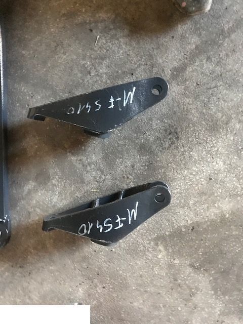 Massey Ferguson 5425 5445 5435 5460 5465 5400 5455 - Mocowanie Pod Zwolnice / Odciągi Boczne - Бортовой редуктор для Сельскохозяйственной техники: фото 1 Massey Ferguson 5425 5445 5435 5460 5465 5400 5455 - Mocowanie Pod Zwolnice / Odciągi Boczne - Бортовой редуктор для Сельскохозяйственной техники: фото 1