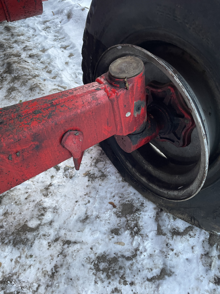 Massey Fergusson MF 30 - zwolnica tylna tył D46726400 - Бортовой редуктор для Сельскохозяйственной техники: фото 1 Massey Fergusson MF 30 - zwolnica tylna tył D46726400 - Бортовой редуктор для Сельскохозяйственной техники: фото 1