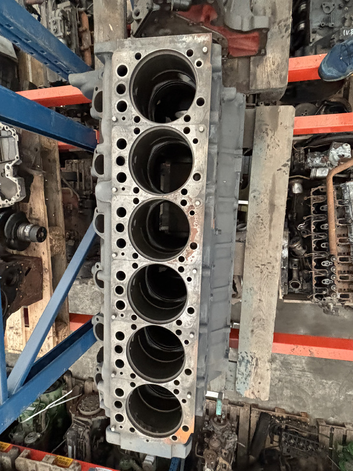 Mercedes Benz OM457LA Blok silnika A4570110501 - Блок цилиндров для Сельскохозяйственной техники: фото 3 Mercedes Benz OM457LA Blok silnika A4570110501 - Блок цилиндров для Сельскохозяйственной техники: фото 3