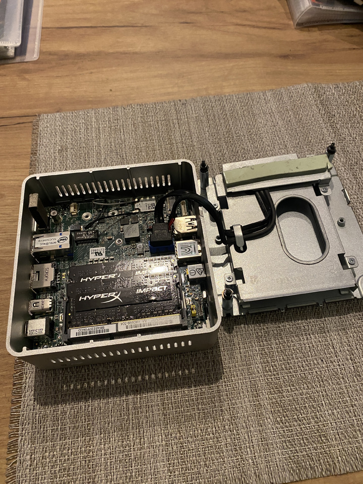 Mikrokomputer Mini PC Intel NUC5i5RYH - Инструмент/ Оборудование: фото 4 Mikrokomputer Mini PC Intel NUC5i5RYH - Инструмент/ Оборудование: фото 4