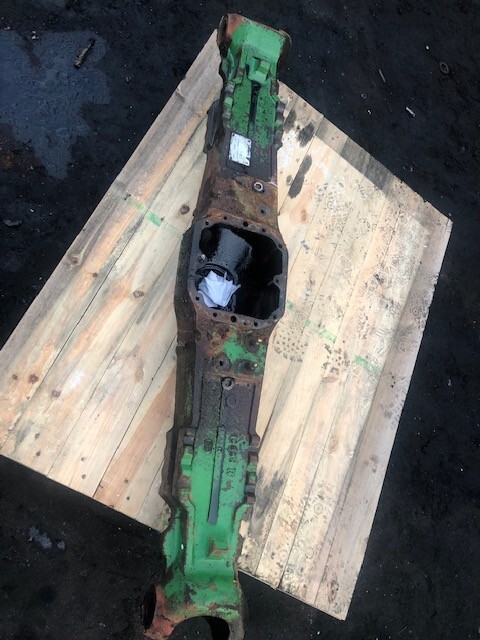 Obudowa Mostu Matbro Sanderson Manitou Carraro 26.21 - Ось и запчасти для Сельскохозяйственной техники: фото 1 Obudowa Mostu Matbro Sanderson Manitou Carraro 26.21 - Ось и запчасти для Сельскохозяйственной техники: фото 1