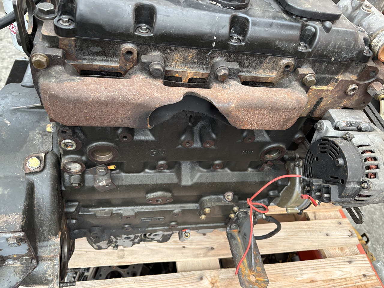 PERKINS 1104.40 JCB ZX RE38103 U321308N Silnik 2158/2000 CZĘŚCI - Двигатель для Строительной техники: фото 2 PERKINS 1104.40 JCB ZX RE38103 U321308N Silnik 2158/2000 CZĘŚCI - Двигатель для Строительной техники: фото 2