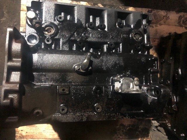PERKINS Blok Silnika 1104C-44T 1104D-44TA - Блок цилиндров для Сельскохозяйственной техники: фото 2 PERKINS Blok Silnika 1104C-44T 1104D-44TA - Блок цилиндров для Сельскохозяйственной техники: фото 2