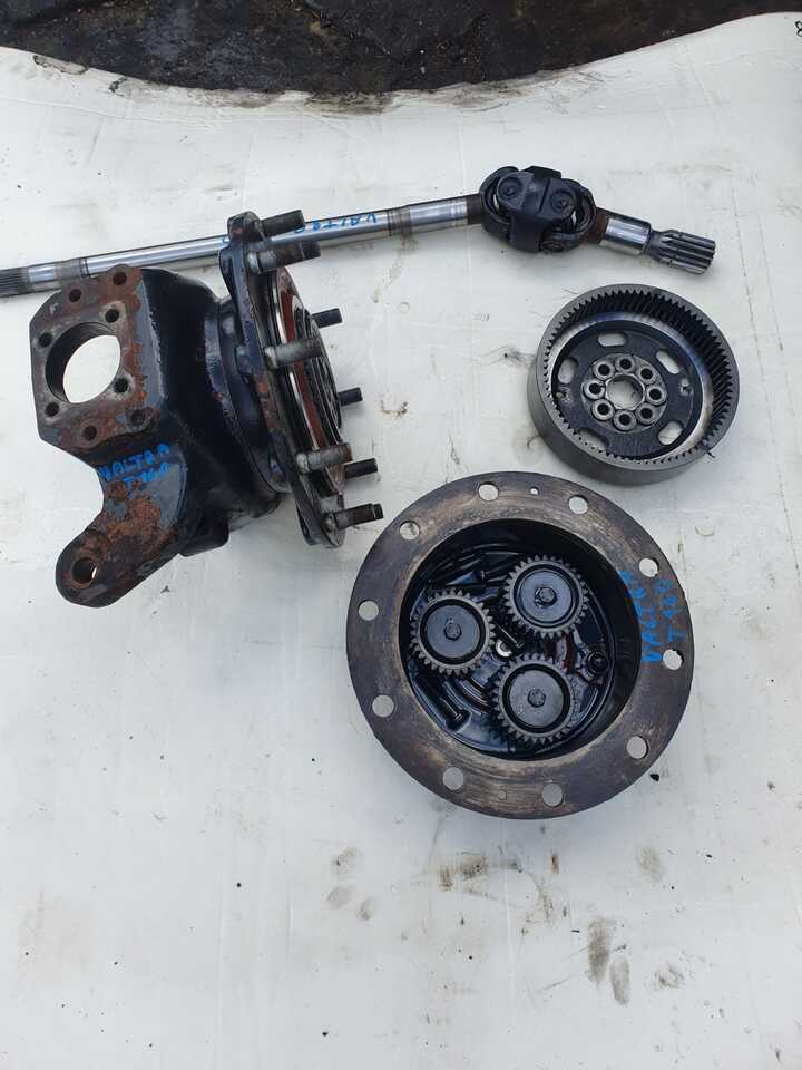 Поворотный кулак для Сельскохозяйственной техники Valtra T170  - Zwolnica - Zwrotnica - Półoś - Skrzynia - Silnik - Siłowniki - Tylny WOM: фото 6