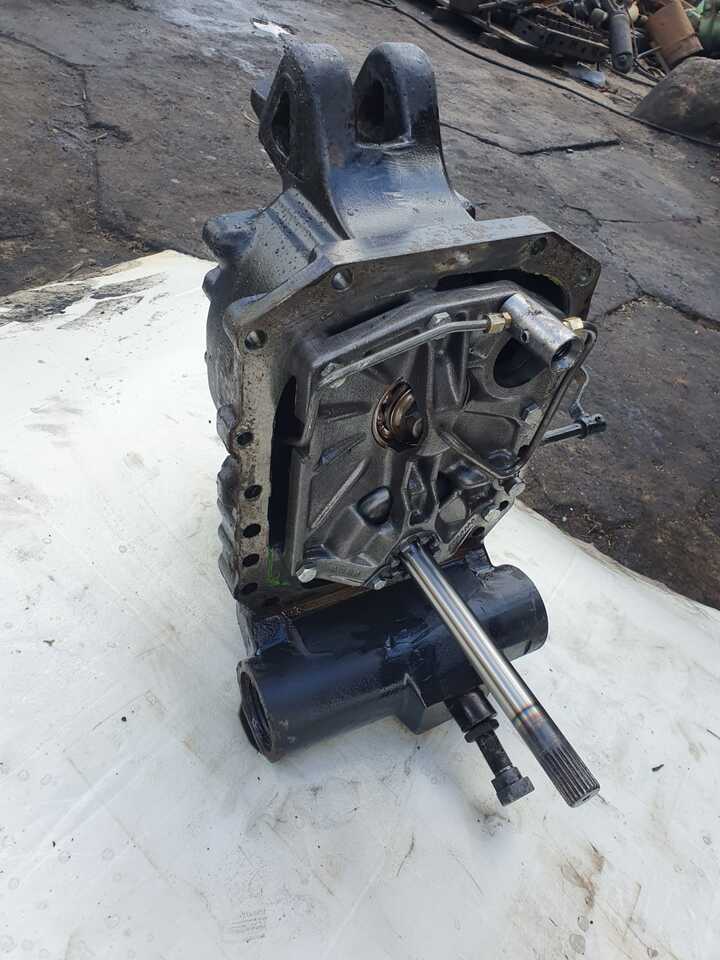 Поворотный кулак для Сельскохозяйственной техники Valtra T170  - Zwolnica - Zwrotnica - Półoś - Skrzynia - Silnik - Siłowniki - Tylny WOM: фото 11