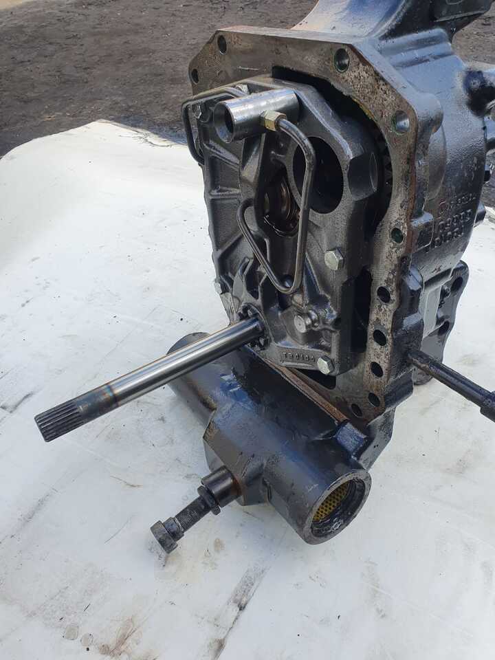 Поворотный кулак для Сельскохозяйственной техники Valtra T170  - Zwolnica - Zwrotnica - Półoś - Skrzynia - Silnik - Siłowniki - Tylny WOM: фото 9