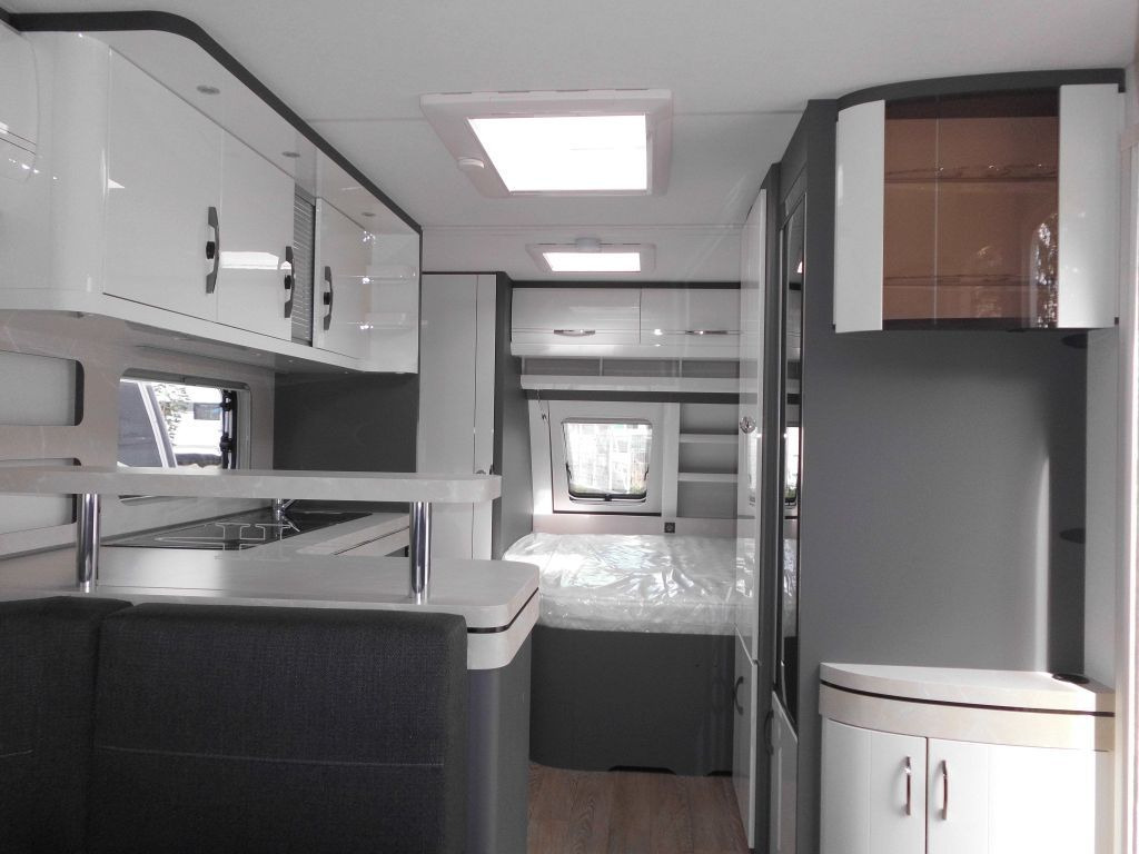 Прицеп дача Hobby Excellent 560 CFe 2025 %Lagerabverkauf%: фото 10 Прицеп дача Hobby Excellent 560 CFe 2025 %Lagerabverkauf%: фото 10