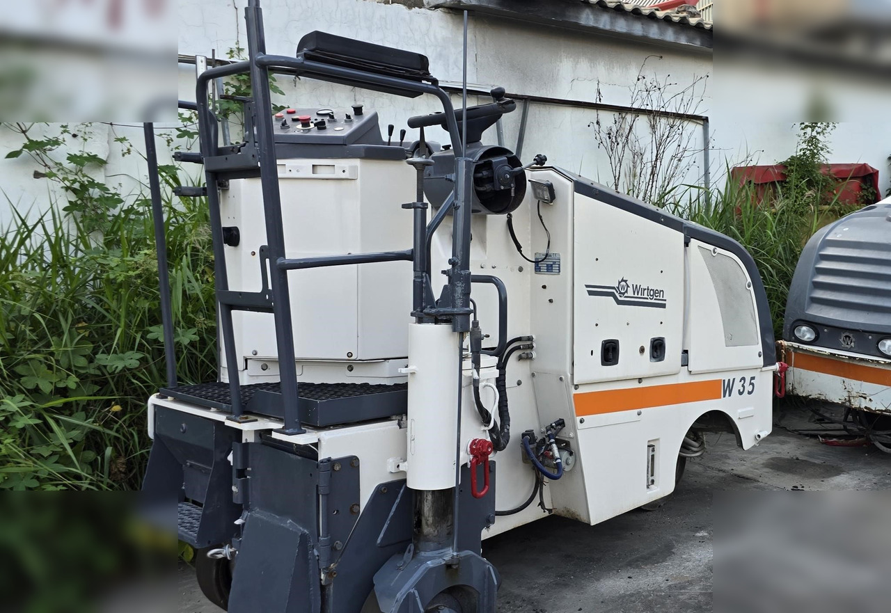 2010 WIRTGEN W35 - Дорожная фреза: фото 2 2010 WIRTGEN W35 - Дорожная фреза: фото 2