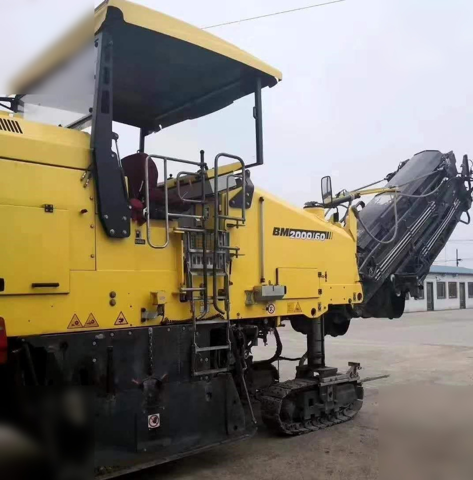 2015 BOMAG BM2000/60-2 - Дорожная фреза: фото 2 2015 BOMAG BM2000/60-2 - Дорожная фреза: фото 2
