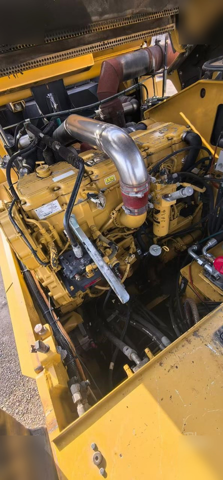 2016 CATERPILLAR PM-200 - Дорожная фреза: фото 4 2016 CATERPILLAR PM-200 - Дорожная фреза: фото 4