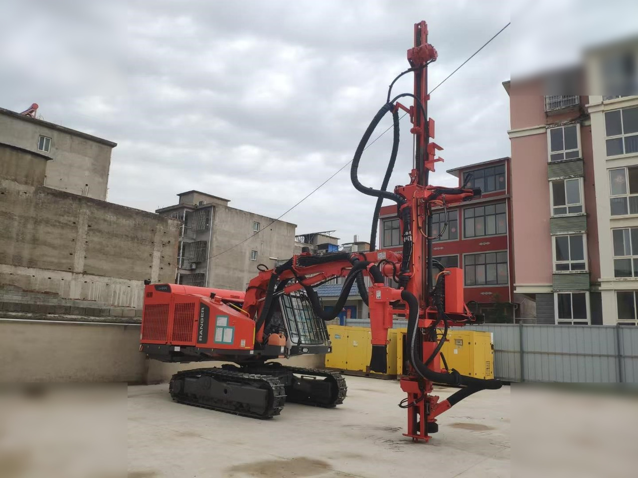 2023 SANDVIK DX800 - Буровая машина: фото 4 2023 SANDVIK DX800 - Буровая машина: фото 4