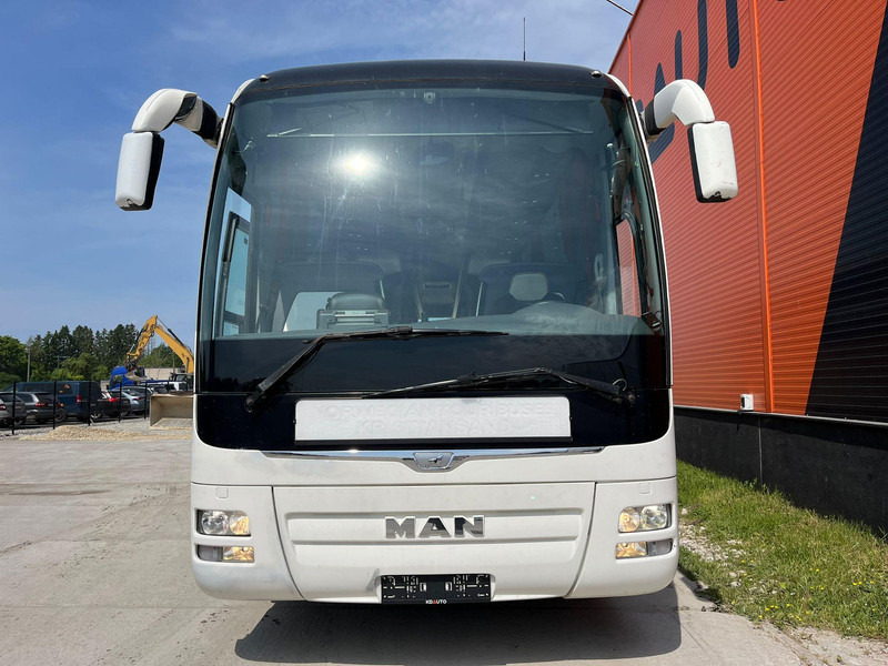 MAN R 08 Lion`s Coach EURO 6 / 59 SEATS / AC / AUXILIARY HEATING / WC / 2x FRIDGE - Туристический автобус: фото 2 MAN R 08 Lion`s Coach EURO 6 / 59 SEATS / AC / AUXILIARY HEATING / WC / 2x FRIDGE - Туристический автобус: фото 2