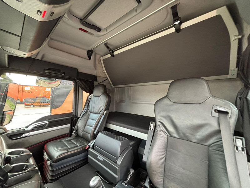 MAN TGS 35.480 8x4H-6 HYDRODRIVE / PLATFORM L=9160 mm / WINCH в лизинг MAN TGS 35.480 8x4H-6 HYDRODRIVE / PLATFORM L=9160 mm / WINCH: фото 17 MAN TGS 35.480 8x4H-6 HYDRODRIVE / PLATFORM L=9160 mm / WINCH в лизинг MAN TGS 35.480 8x4H-6 HYDRODRIVE / PLATFORM L=9160 mm / WINCH: фото 17