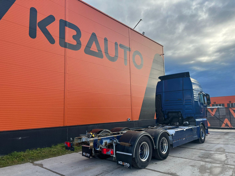 MAN TGX 33.560 6x4 CHASSIS L=6907 mm - Грузовик-шасси: фото 5 MAN TGX 33.560 6x4 CHASSIS L=6907 mm - Грузовик-шасси: фото 5