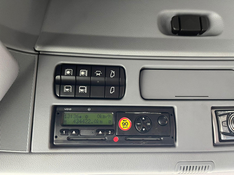 Грузовик-шасси Mercedes-Benz Actros 1832 4x2 V6 ENGINE / CHASSIS L=7100 mm: фото 18 Грузовик-шасси Mercedes-Benz Actros 1832 4x2 V6 ENGINE / CHASSIS L=7100 mm: фото 18