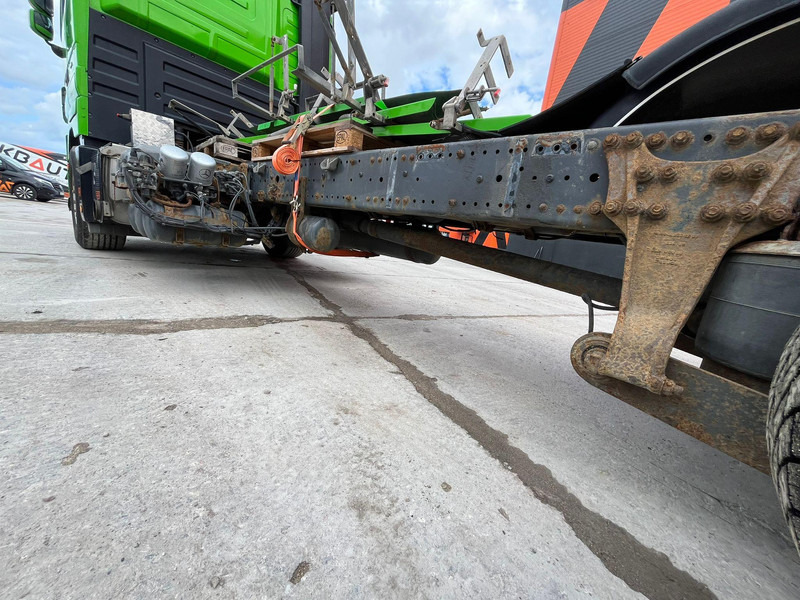 Грузовик-шасси Mercedes-Benz Actros 1832 4x2 V6 ENGINE / CHASSIS L=7100 mm: фото 11 Грузовик-шасси Mercedes-Benz Actros 1832 4x2 V6 ENGINE / CHASSIS L=7100 mm: фото 11