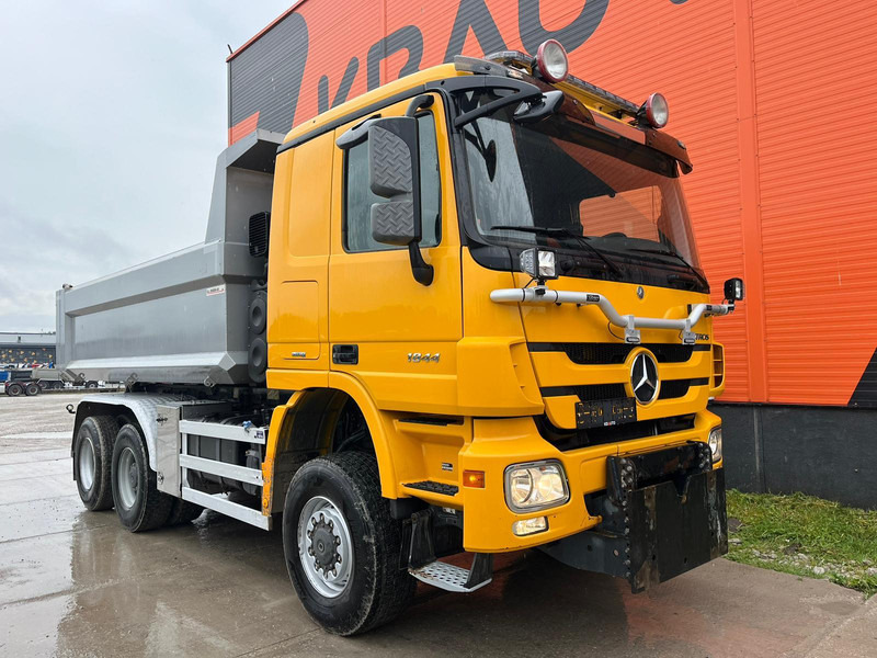 Mercedes-Benz Actros 1844 4x4+2 BOX L=4773 mm - Самосвал: фото 4 Mercedes-Benz Actros 1844 4x4+2 BOX L=4773 mm - Самосвал: фото 4