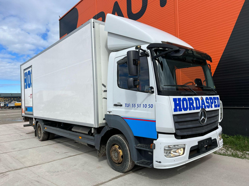 Mercedes-Benz Atego 1018 4x2 BOX L=6477 mm - Грузовик с закрытым кузовом: фото 4 Mercedes-Benz Atego 1018 4x2 BOX L=6477 mm - Грузовик с закрытым кузовом: фото 4