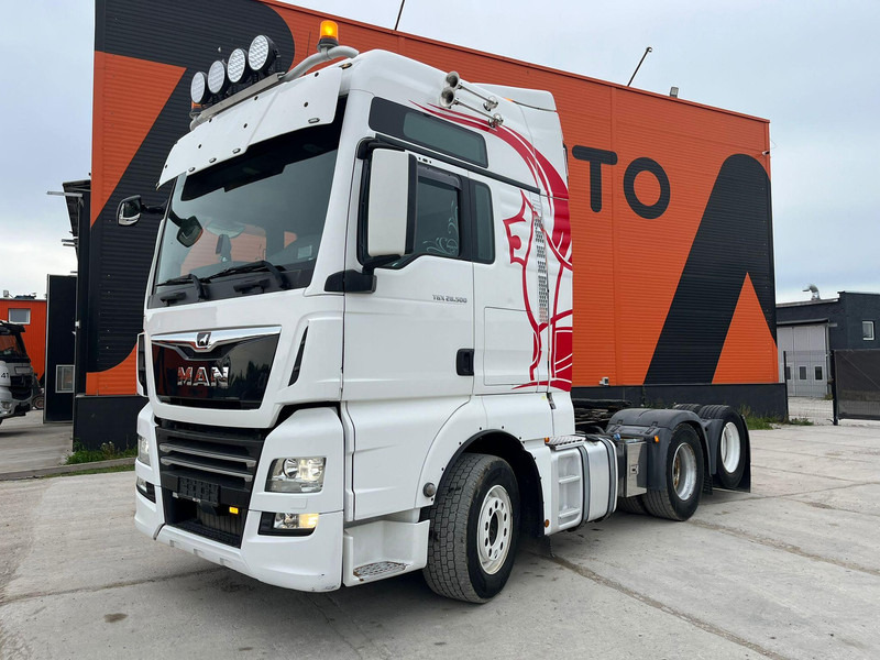 MAN TGX 28.500 6x2 XXL CAB / PTO / INTARDER / DOUBLE BOGIE - Тягач: фото 2 MAN TGX 28.500 6x2 XXL CAB / PTO / INTARDER / DOUBLE BOGIE - Тягач: фото 2
