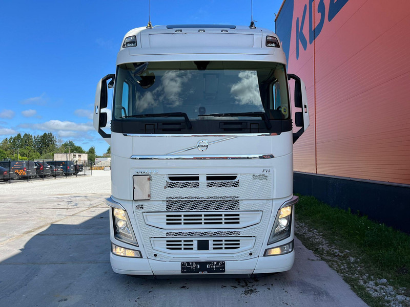 Volvo FH 500 6x2 GLOBE XL / ADR / RETARDER / DOUBLE BOGIE - Тягач: фото 3 Volvo FH 500 6x2 GLOBE XL / ADR / RETARDER / DOUBLE BOGIE - Тягач: фото 3