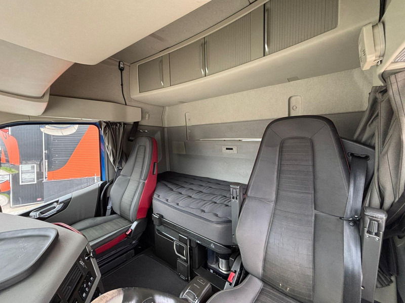 Тягач Volvo FH 500 8x4*4 GCW 70 ton / PTO: фото 16 Тягач Volvo FH 500 8x4*4 GCW 70 ton / PTO: фото 16