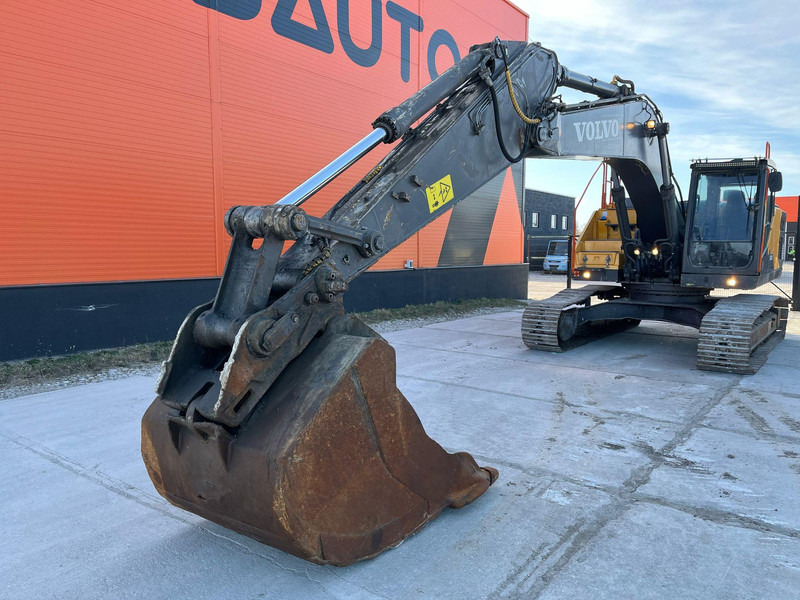 Гусеничный экскаватор Volvo EC 250 EL AC: фото 9