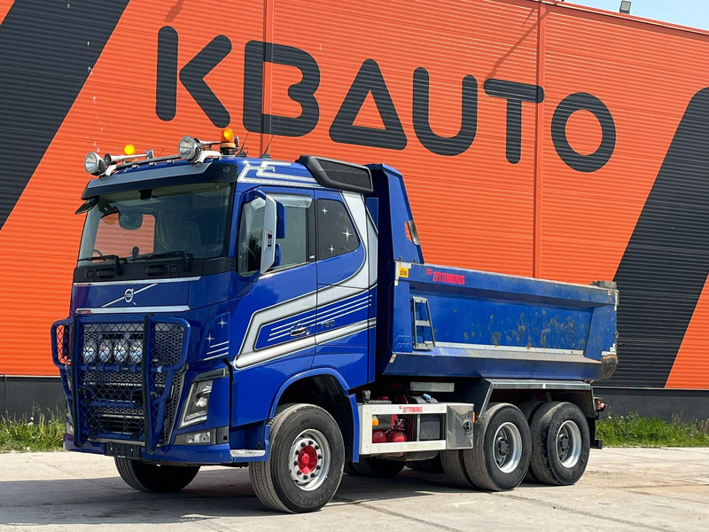 Volvo FH 16 750 6x4 RETARDER / TANDEM AXLE LIFT / BIG AXLES / BOX L=4732 mm - Самосвал: фото 1 Volvo FH 16 750 6x4 RETARDER / TANDEM AXLE LIFT / BIG AXLES / BOX L=4732 mm - Самосвал: фото 1