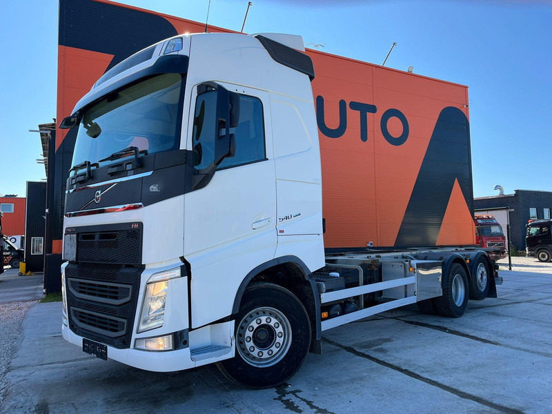 Volvo FH 540 6x2 RETARDER - Грузовик-контейнеровоз/ Сменный кузов: фото 2 Volvo FH 540 6x2 RETARDER - Грузовик-контейнеровоз/ Сменный кузов: фото 2