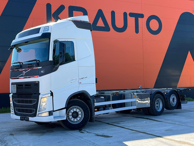 Volvo FH 540 6x2 RETARDER - Грузовик-шасси: фото 1 Volvo FH 540 6x2 RETARDER - Грузовик-шасси: фото 1