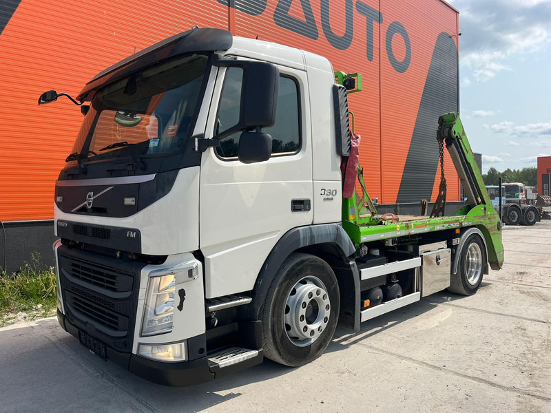 Volvo FM 330 4x2 JOAB TL 8 AO C - Портальный бункеровоз: фото 2 Volvo FM 330 4x2 JOAB TL 8 AO C - Портальный бункеровоз: фото 2