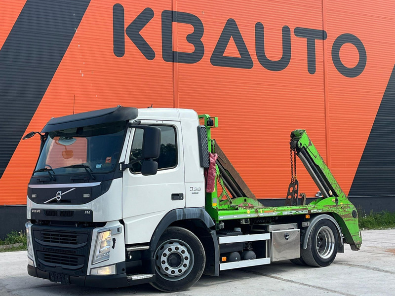 Volvo FM 330 4x2 JOAB TL 8 AO C - Портальный бункеровоз: фото 1 Volvo FM 330 4x2 JOAB TL 8 AO C - Портальный бункеровоз: фото 1