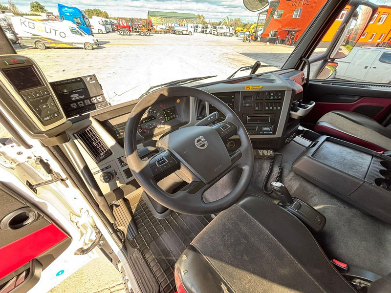 Рефрижератор Volvo FM 330 6x2*4 Carrier Supra 1250 Mt / BOX L=9663 mm: фото 15