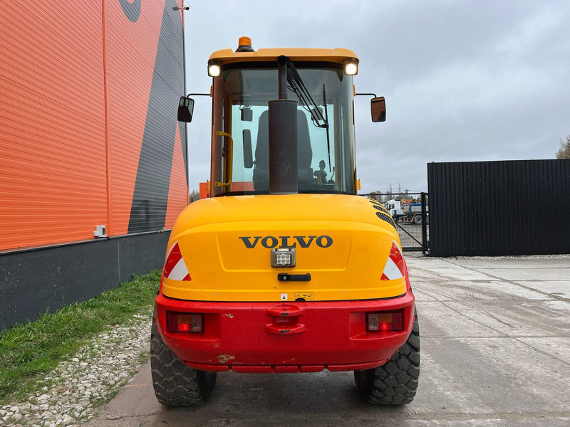 Колёсный погрузчик Volvo L 30 B-Z/X 4x4 AC / QUICK COUPLER / BUCKET + FORKS: фото 8