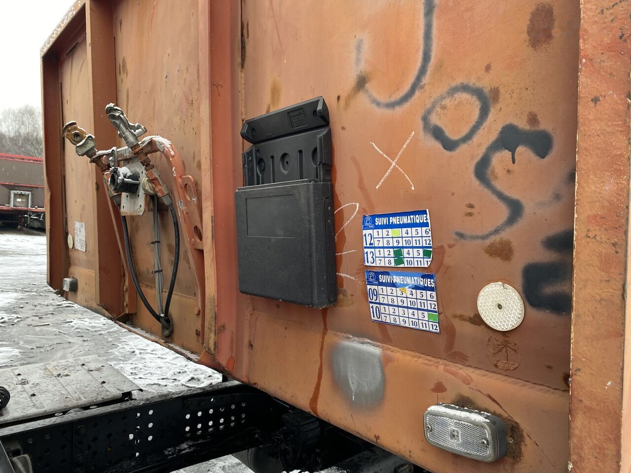 Полуприцеп лесовоз Robuste: фото 8