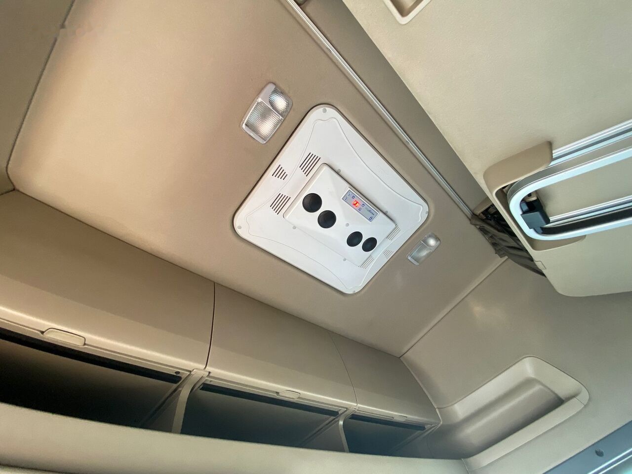 Тягач Scania R490: фото 18 Тягач Scania R490: фото 18