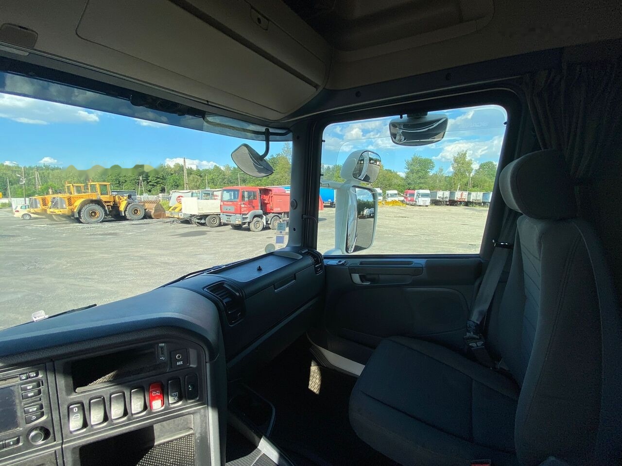 Тягач Scania R490: фото 16 Тягач Scania R490: фото 16