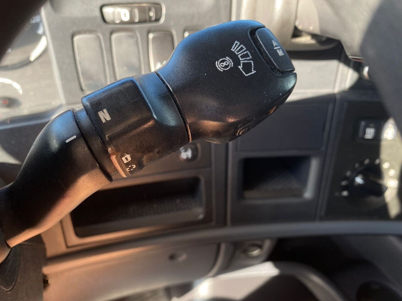 Тягач Scania R490: фото 14 Тягач Scania R490: фото 14