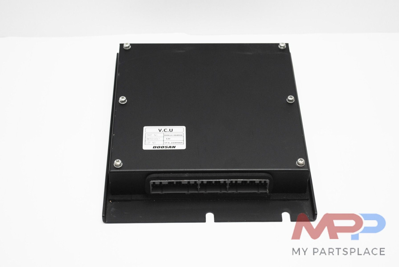 Controller vcu Doosan 300611-00490G 12V - Блок управления для Строительной техники: фото 2 Controller vcu Doosan 300611-00490G 12V - Блок управления для Строительной техники: фото 2